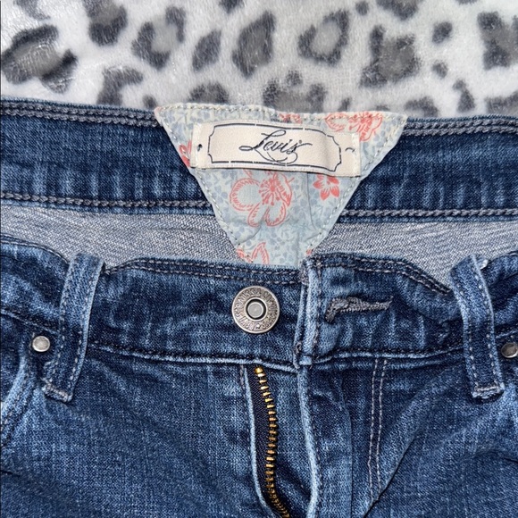 Levi's Dark Blue Jean Shorts - Picture 2 of 4